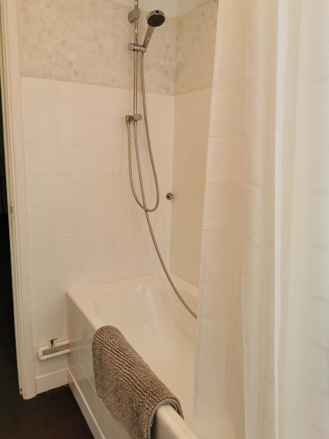 Au Fil De L Eau Apartment Namur Luaran gambar